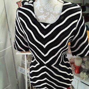 T&W black and white embroidered top size L